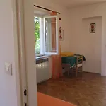 And Artemida Apartment *