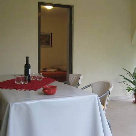 And Artemida Apartamento