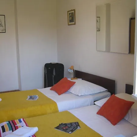 And Artemida Daire Dubrovnik