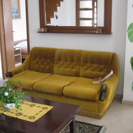 And Artemida Apartment *