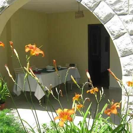 Appartement And Artemida *