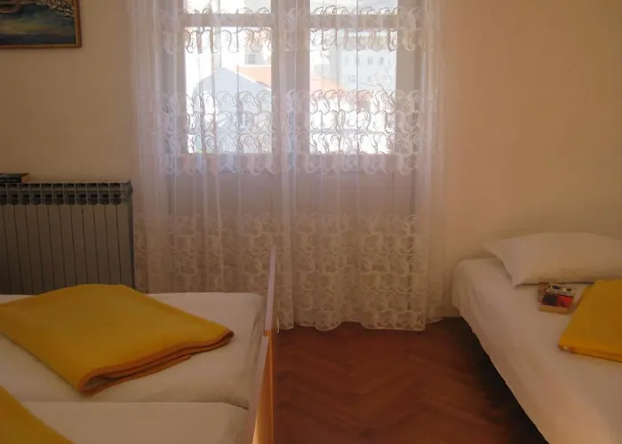 Apartman And Artemida *