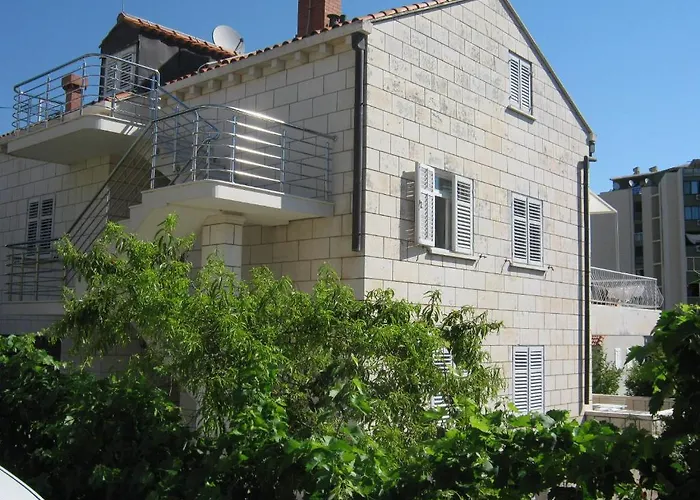 And Artemida Daire Dubrovnik