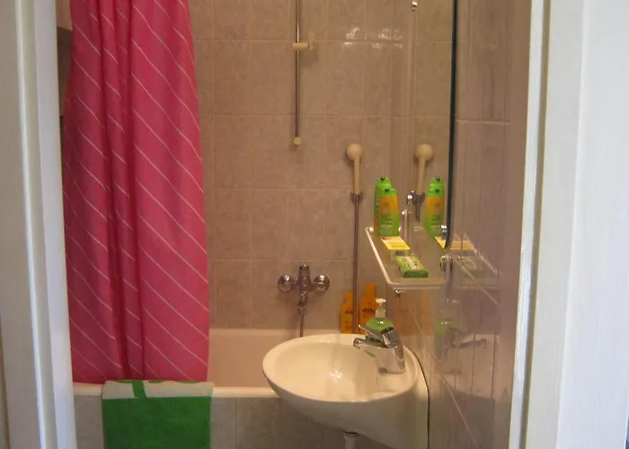 Apartman And Artemida