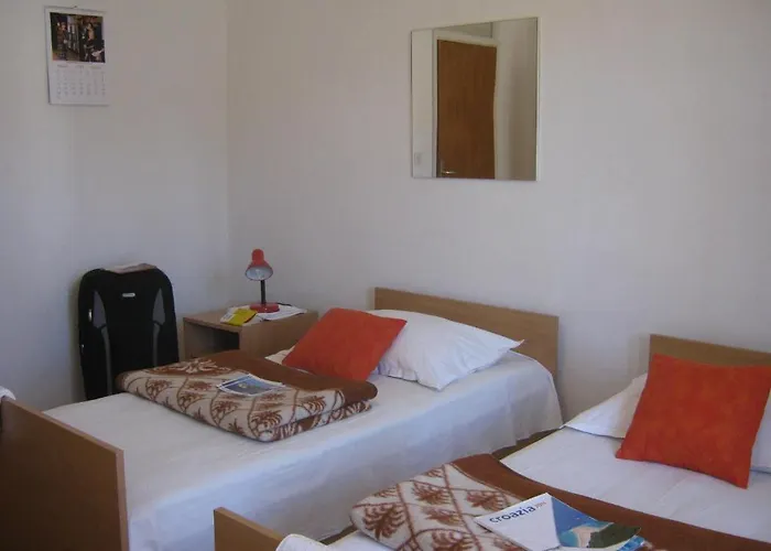 Apartman And Artemida *