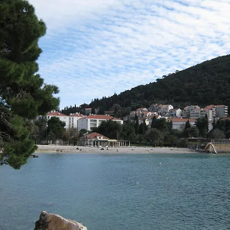 Lejlighed And Artemida