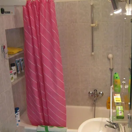 And Artemida Lejlighed